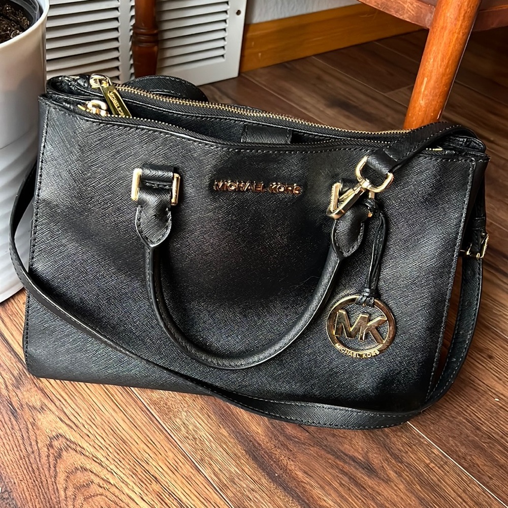 Michael kors purse bag